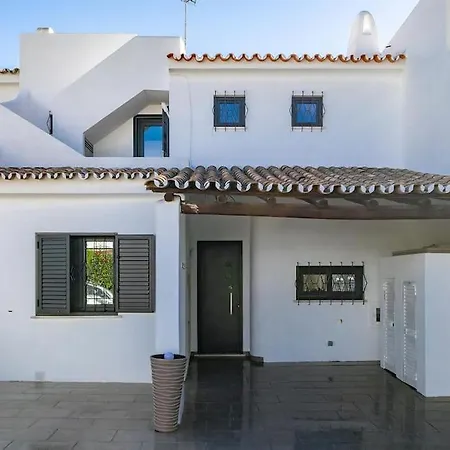 Family House Villa Vilamoura